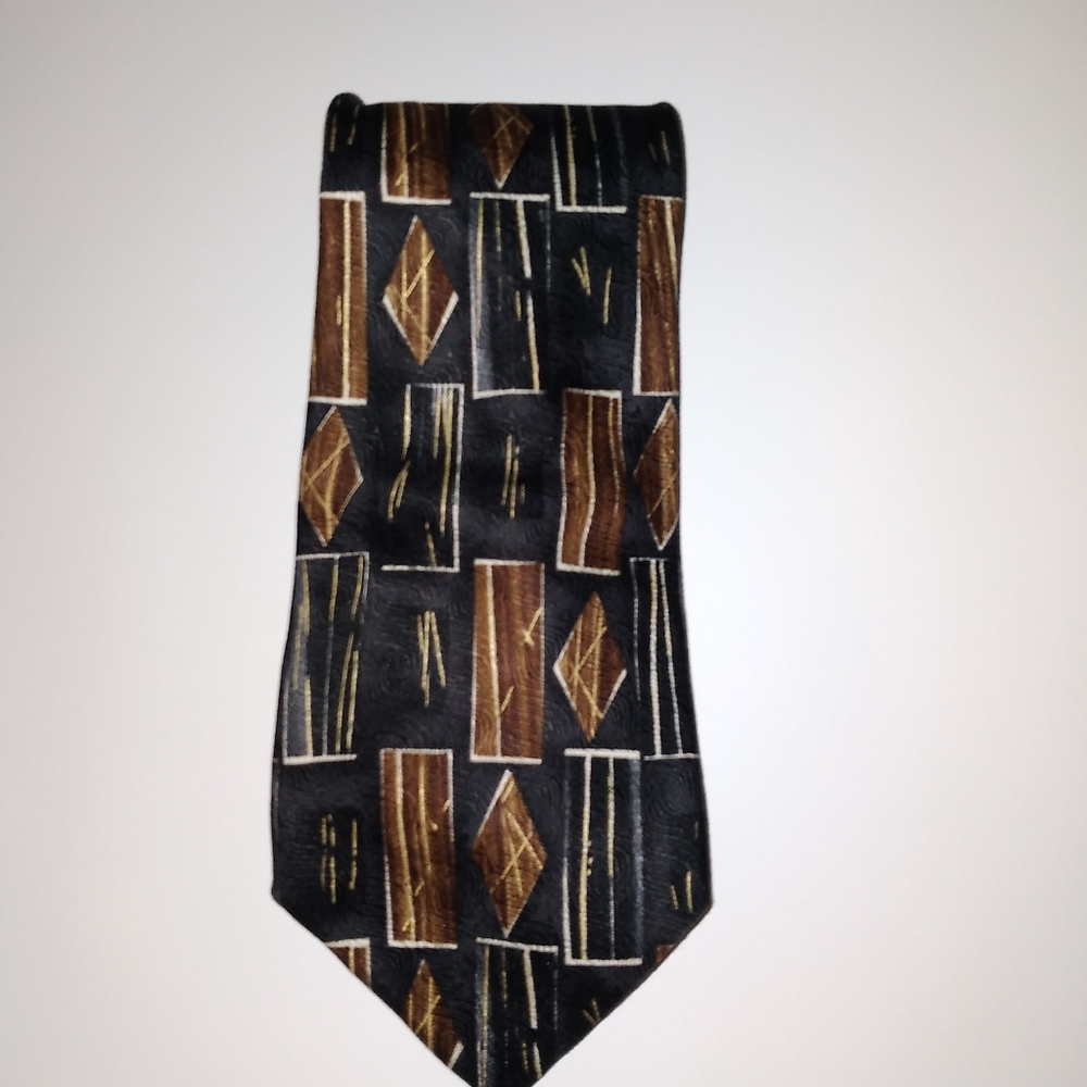 Ungaro paris men tie 💯 silk